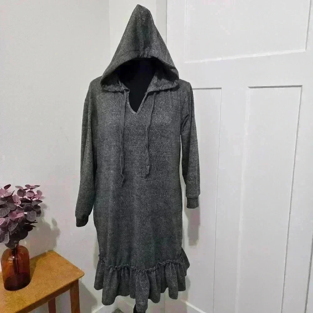 Absolutely Famous Womens Gray Hooded Tunic/Mini dress with Ruffled Bottom - Sz L